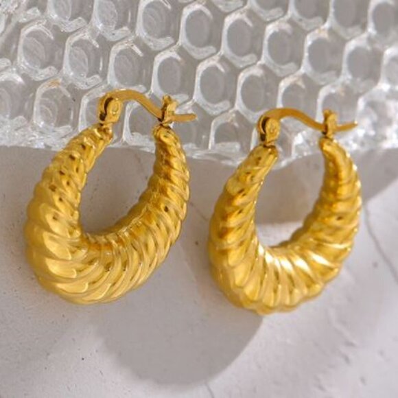 Gold Plated Stainless Steel Classic Croissant Earrings - Picture 5 of 5